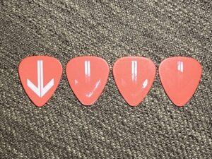 when should you replace your guitar pick?